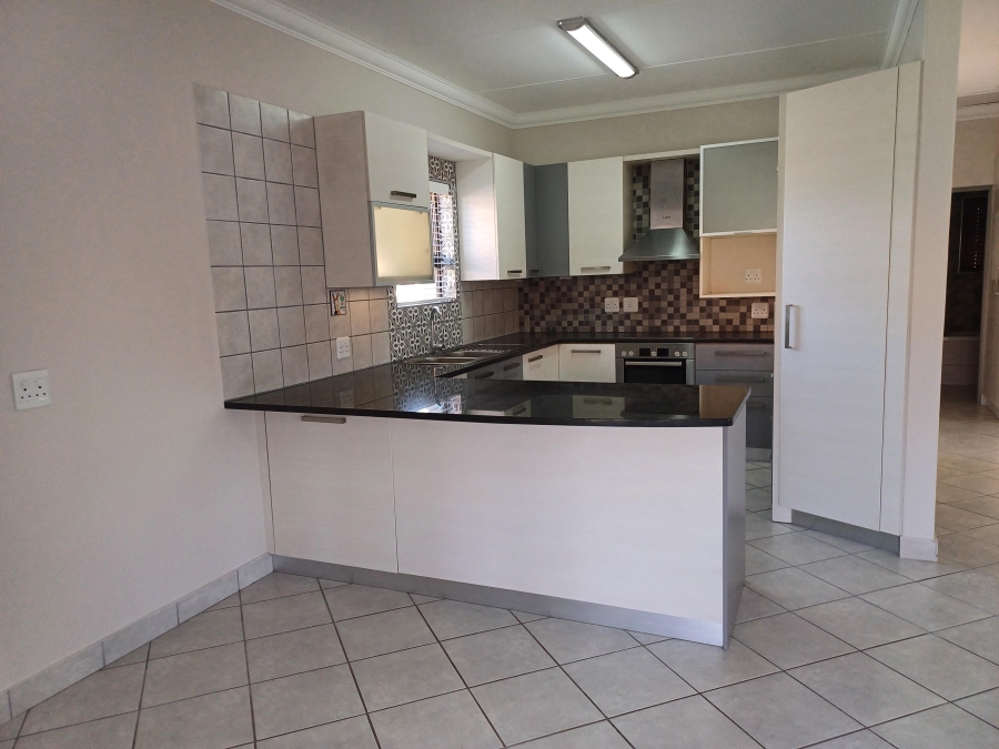 3 Bedroom Property for Sale in Hartenbos Heuwels Western Cape